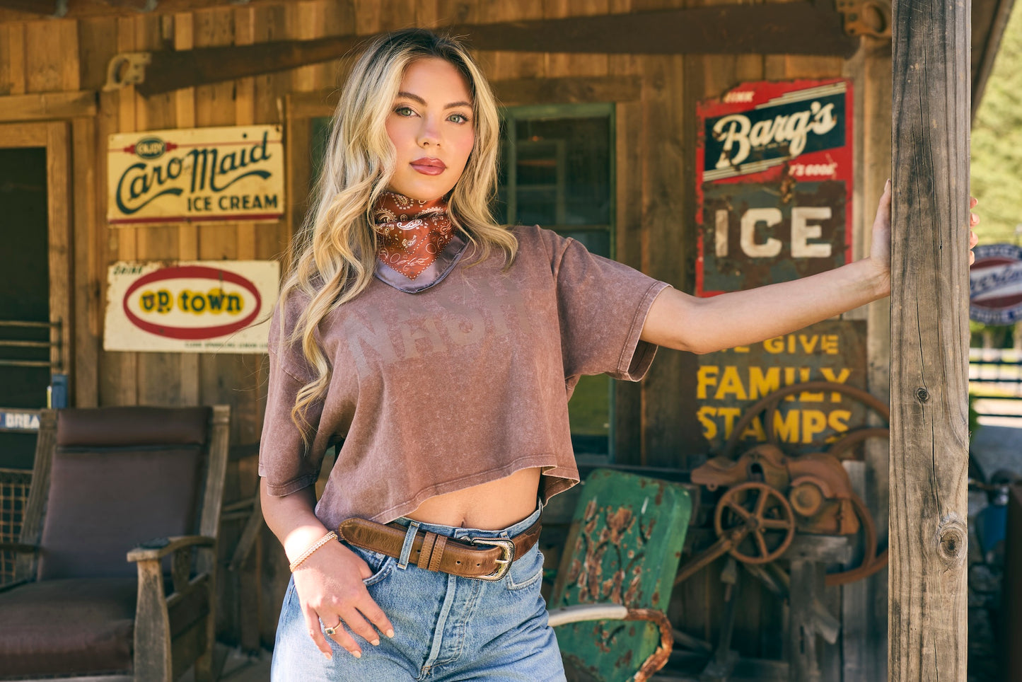 Oversized NASH Star Tee [Chocolate]