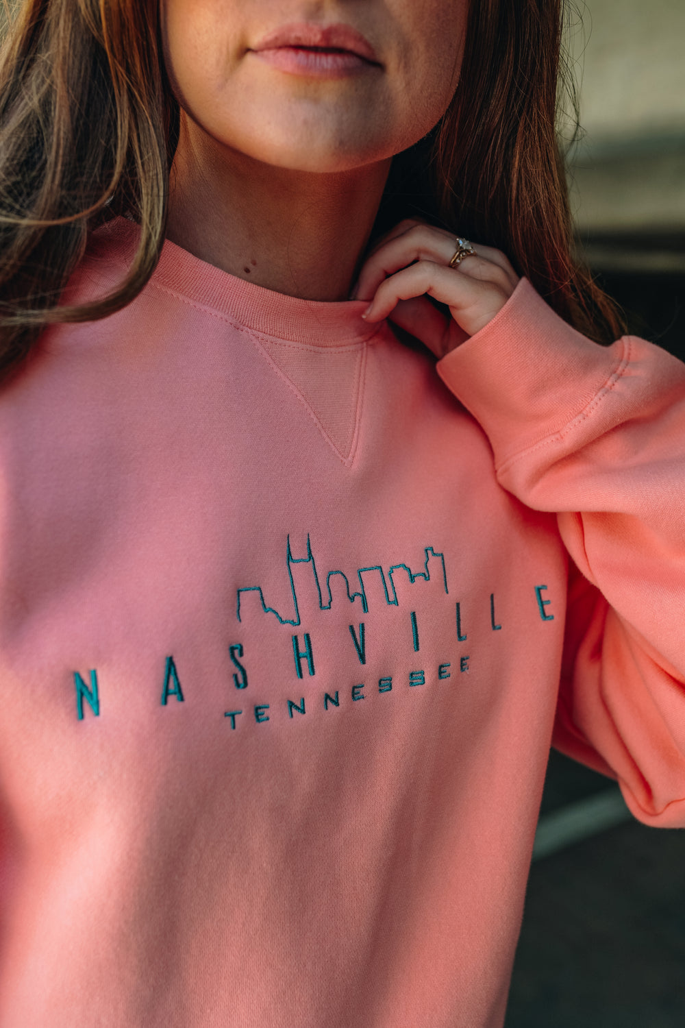 Nashville Skyline Crewneck [Peach Melon]