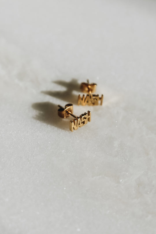 NASH Stud Earrings [Gold]