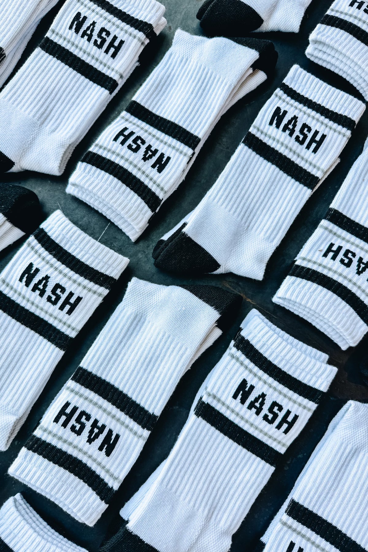 NASH Socks [White/Black]