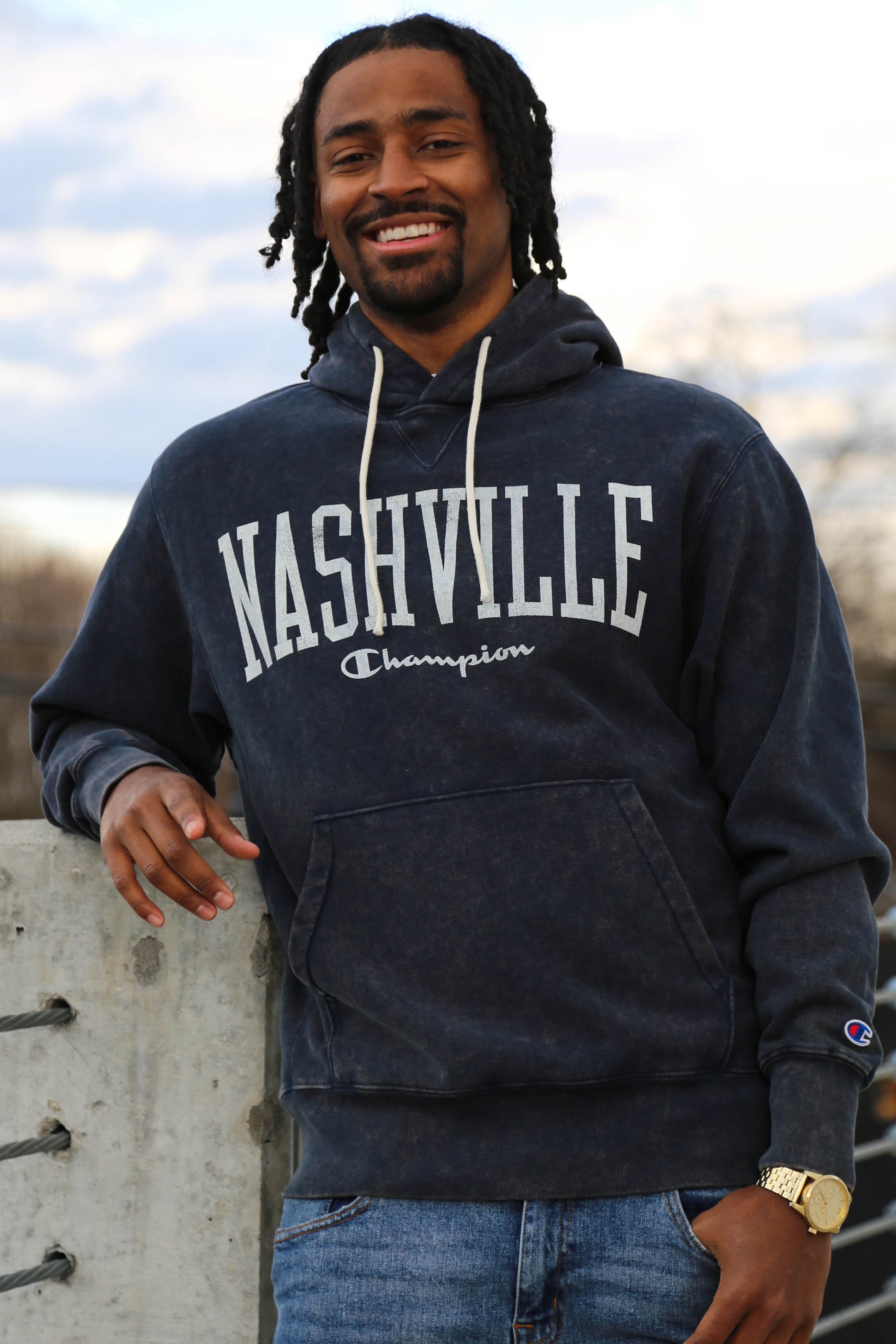 Navy champion hot sale hoodie mens