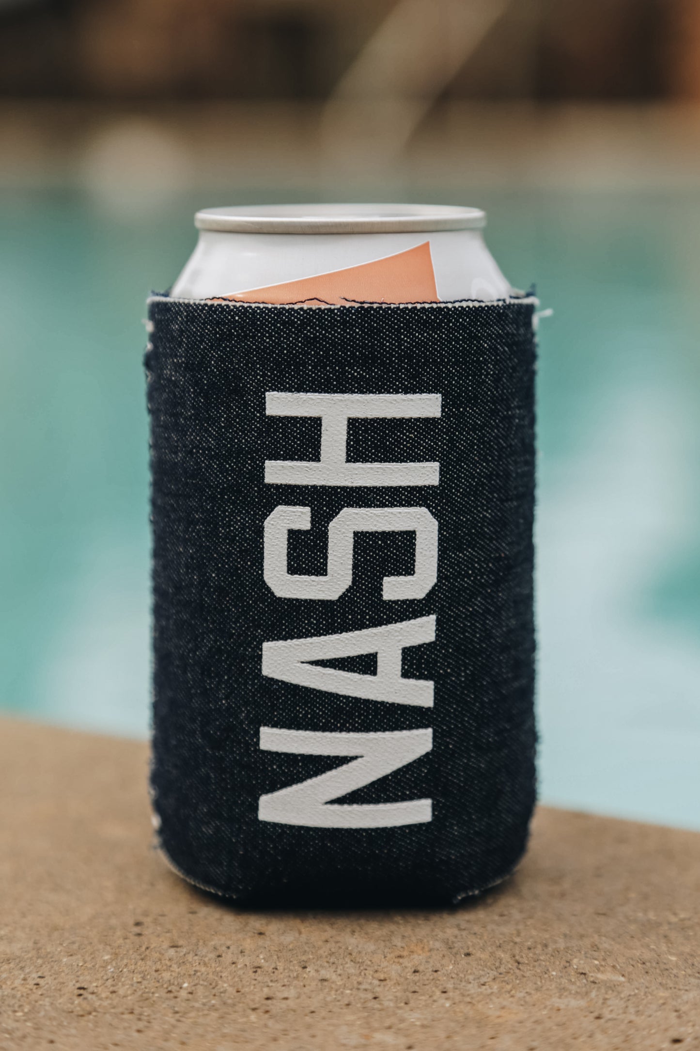 Short Can Cooler Deluxe [Denim]