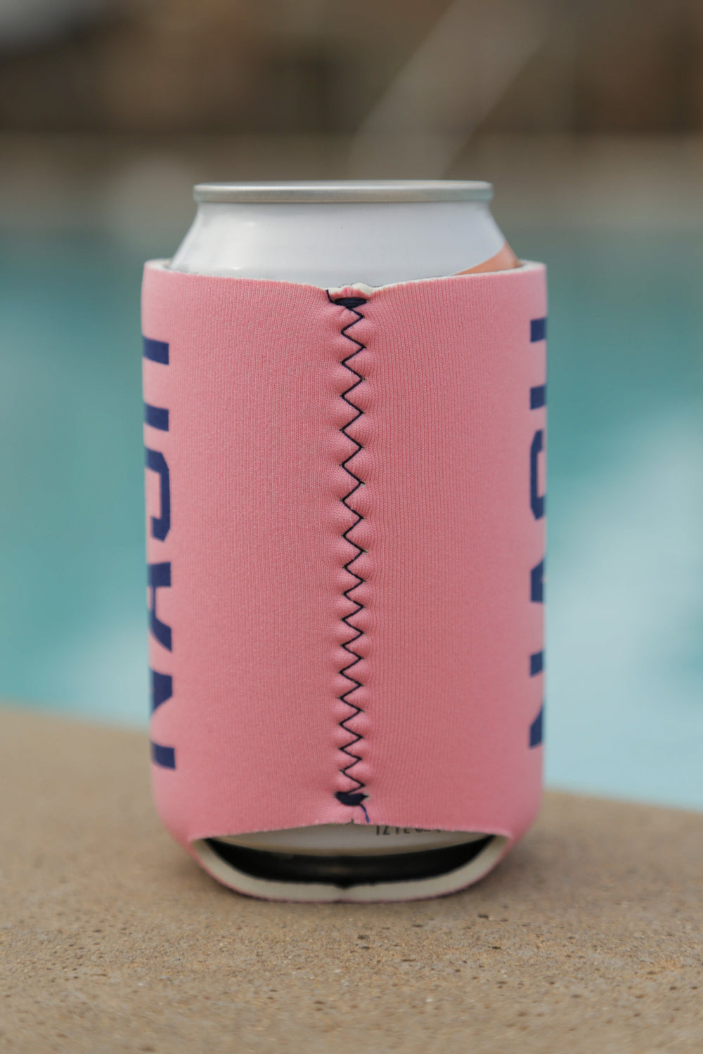Short Can Cooler [Pink/Navy]
