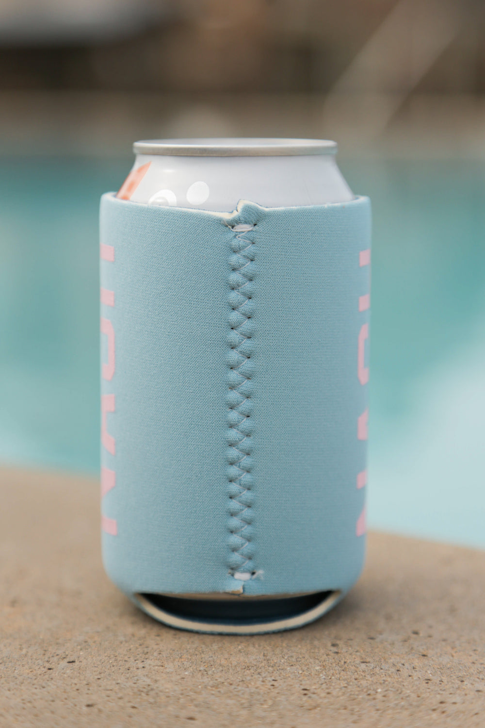 Short Can Cooler [Light Blue/Pink]