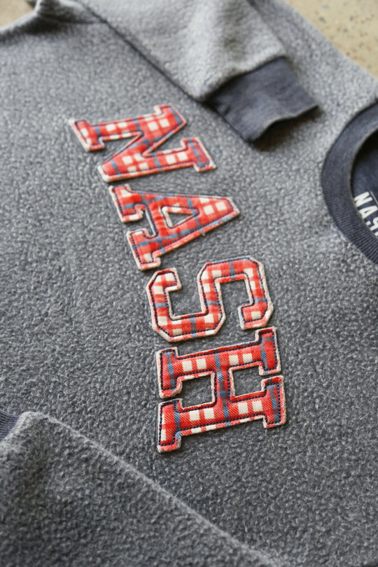 Plaid Applique Poncho [Navy]