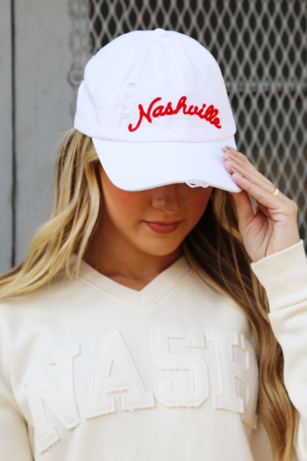 Nashville Distressed Ball Cap Off White Red