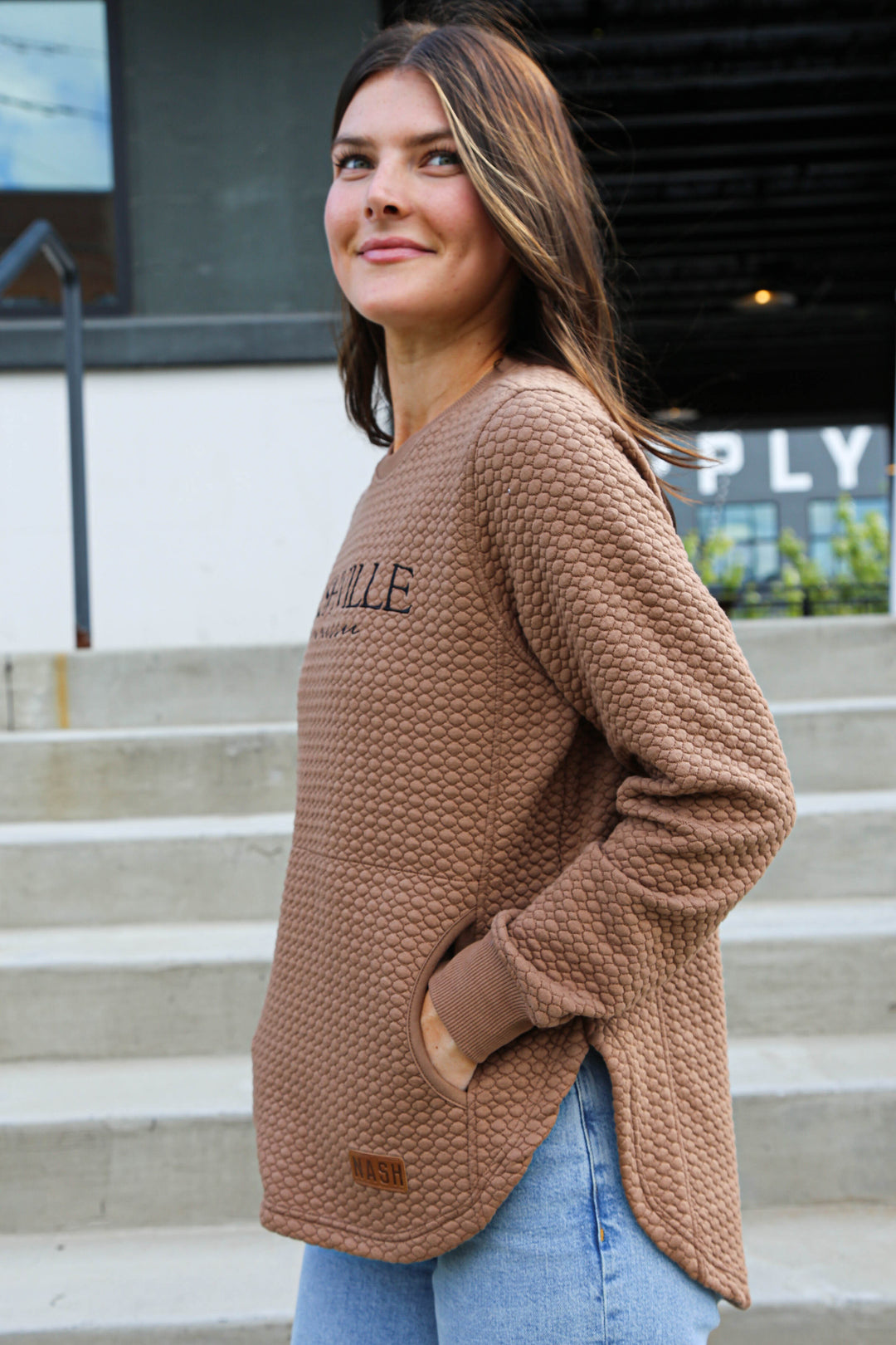 Nashville Cable Knit Crewneck [Acorn Brown]