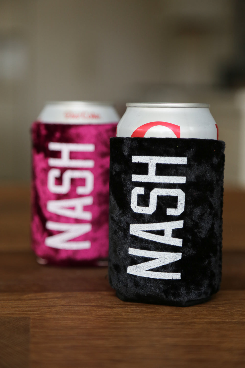 Short Can Cooler [Black Velvet]