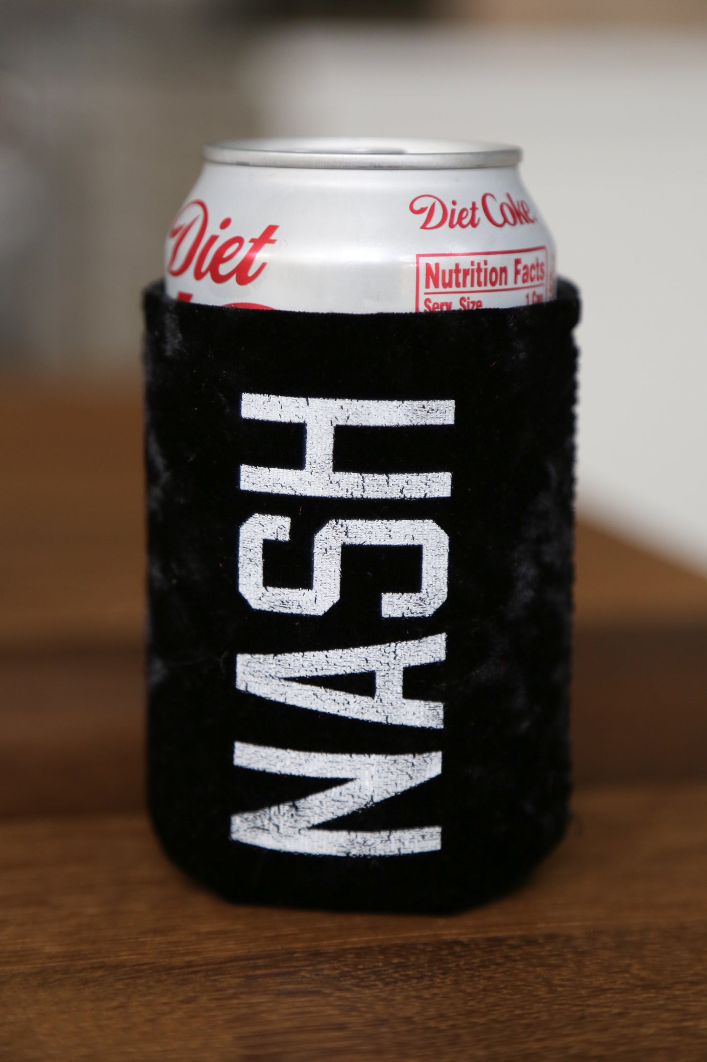 Short Can Cooler [Black Velvet]