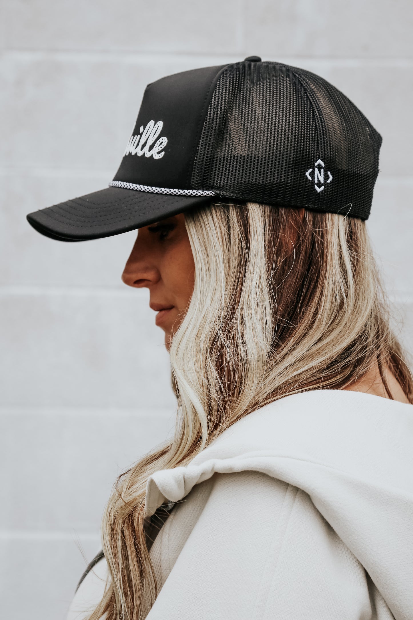 Sutton Trucker [Black]