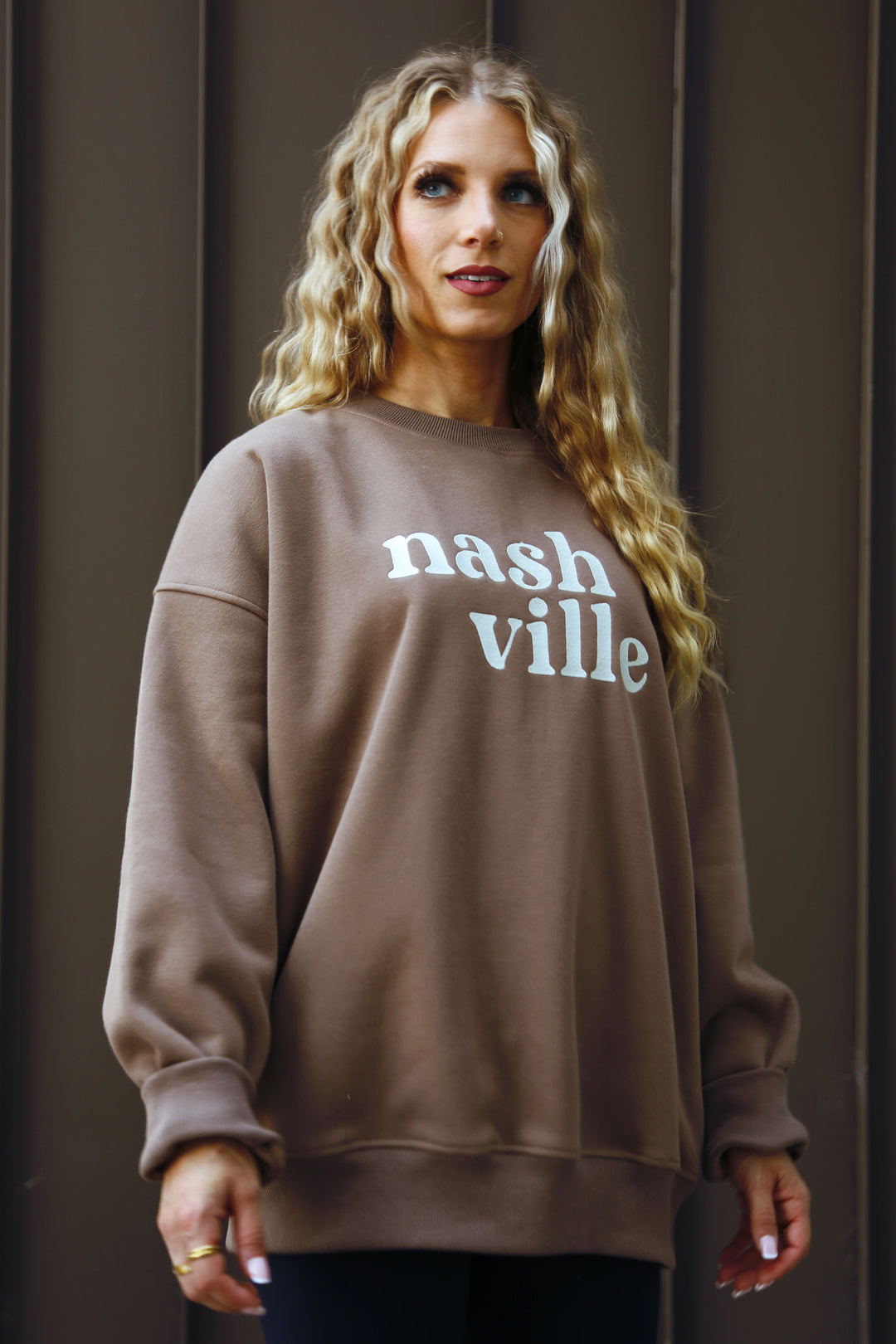 Caleigh Nashville Sweatshirt [Chocolate]