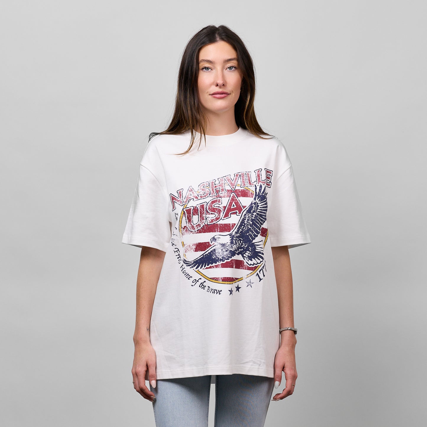Nashville Eagle Flag Basic Tee [White]