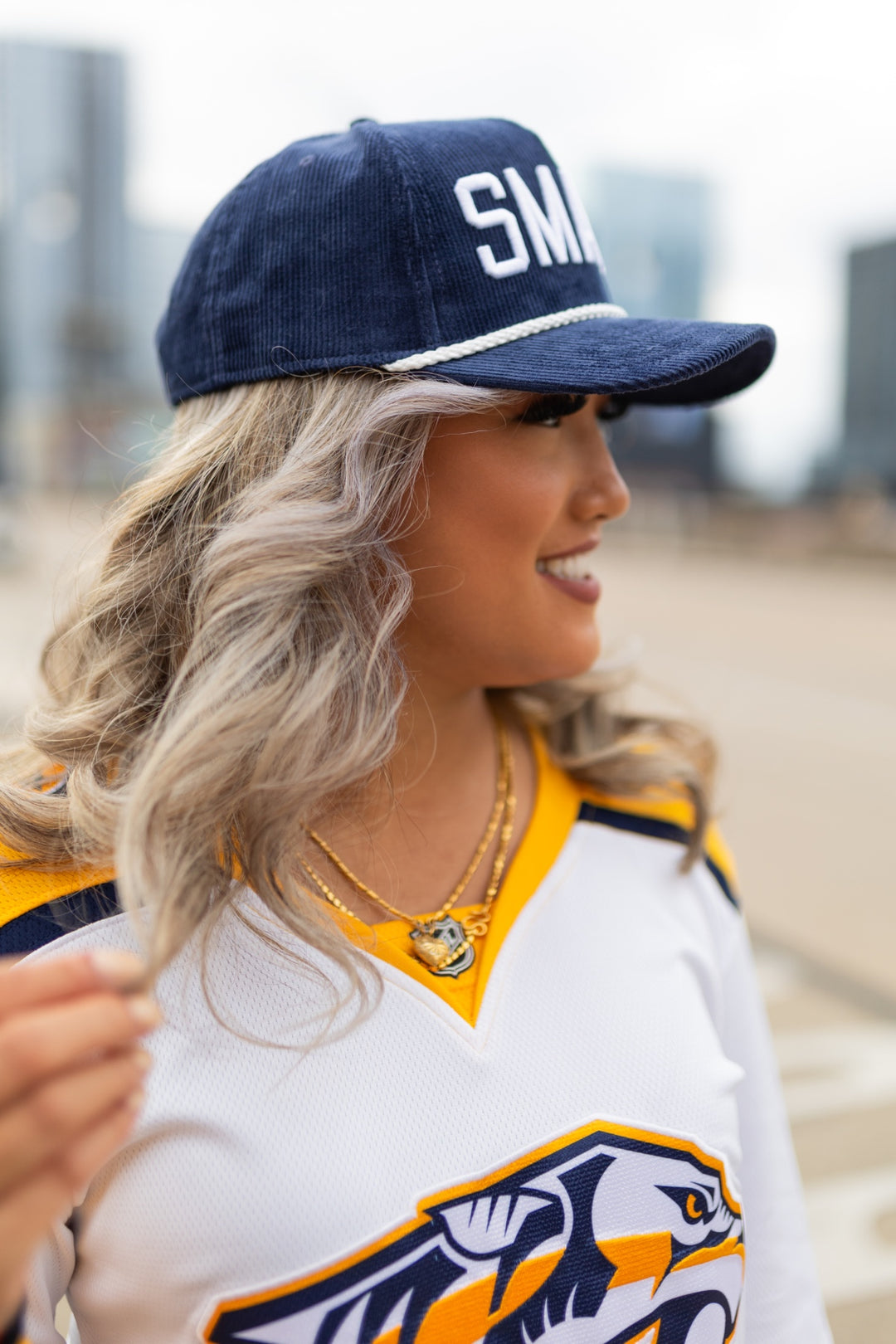 SMASH Corduroy Snapback [Navy/White]