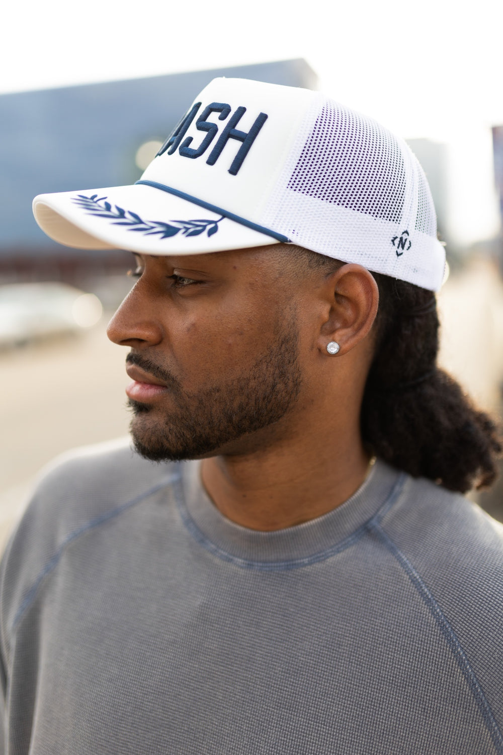 SMASH Leaf Trucker [White/Navy]