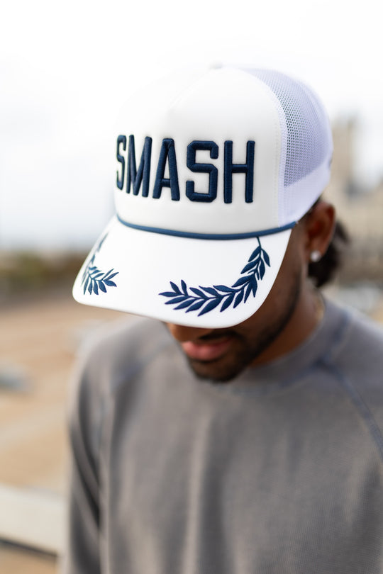 SMASH Leaf Trucker [White/Navy]