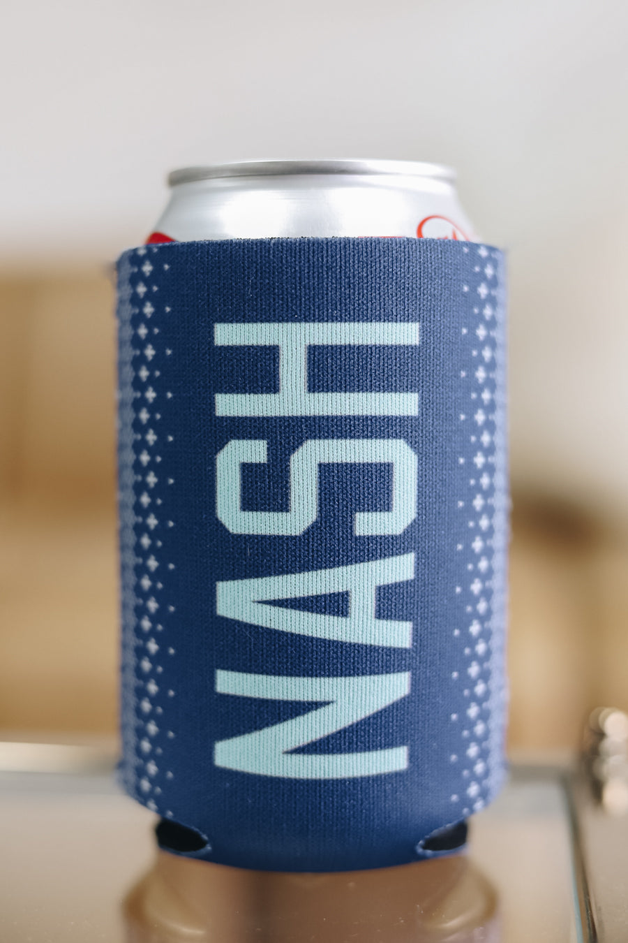 Short Can Cooler [Cozy Sweater]